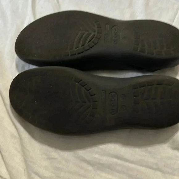 Crocs Women’s Taylor Slingback Flat Shoes size 10 Black - Picture 4 of 6